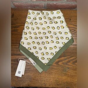 RARE Tory Burch NWT Garden Rose Print Square 100% Silk Scarf Neckerchief